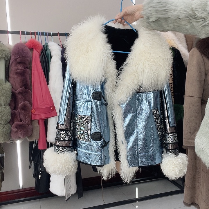 浩歌服饰百搭外套