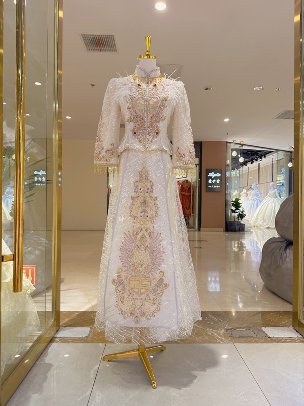 浅色秀禾服新娘高端中式礼服服装2025新款高级出阁婚服女秀和服