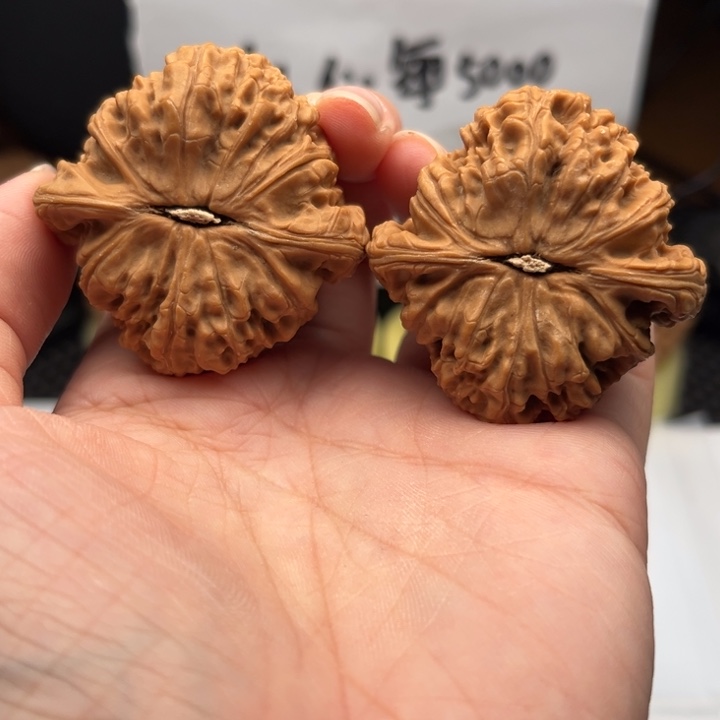 文玩核桃吊坠南疆43