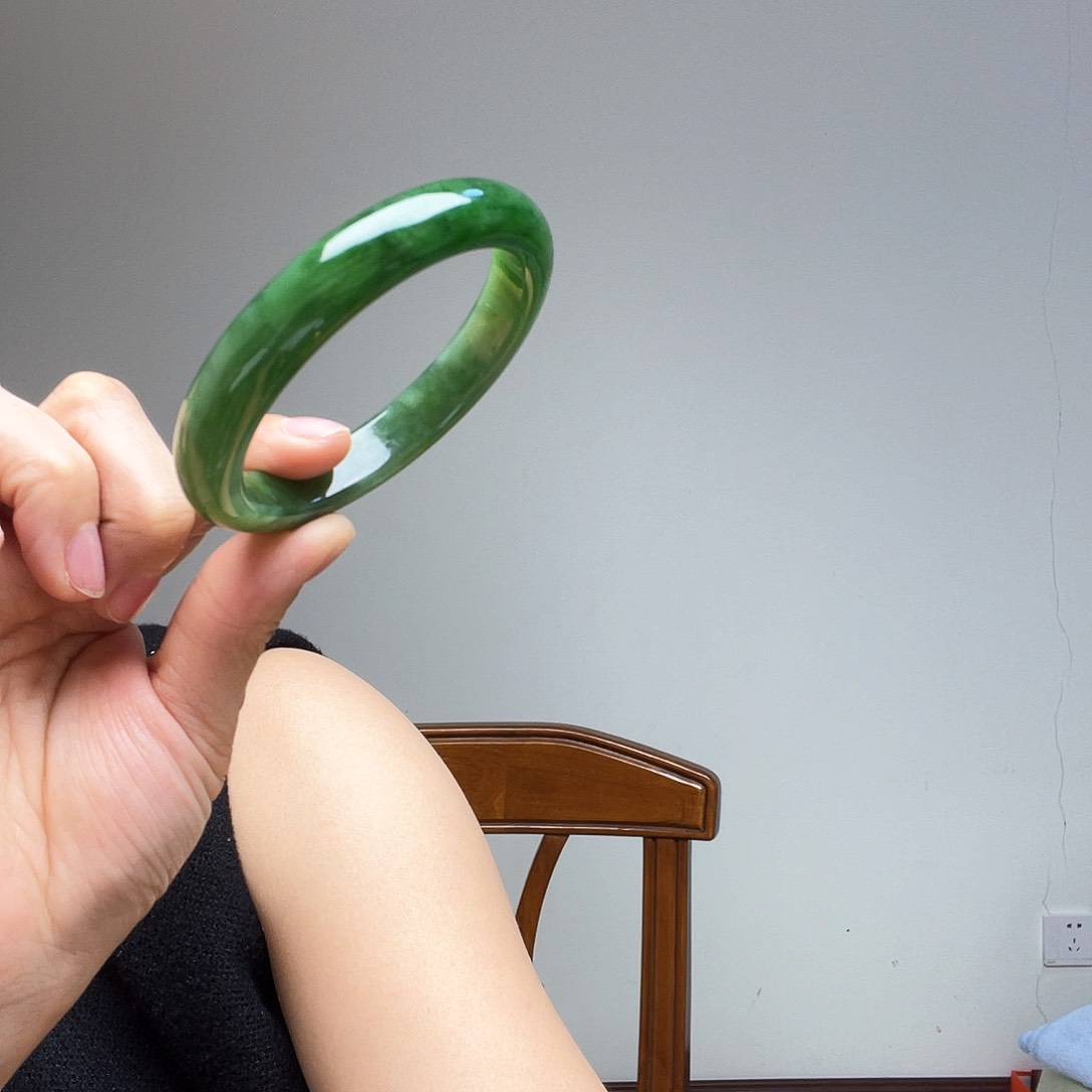 和田玉手镯未镶嵌⑤**光