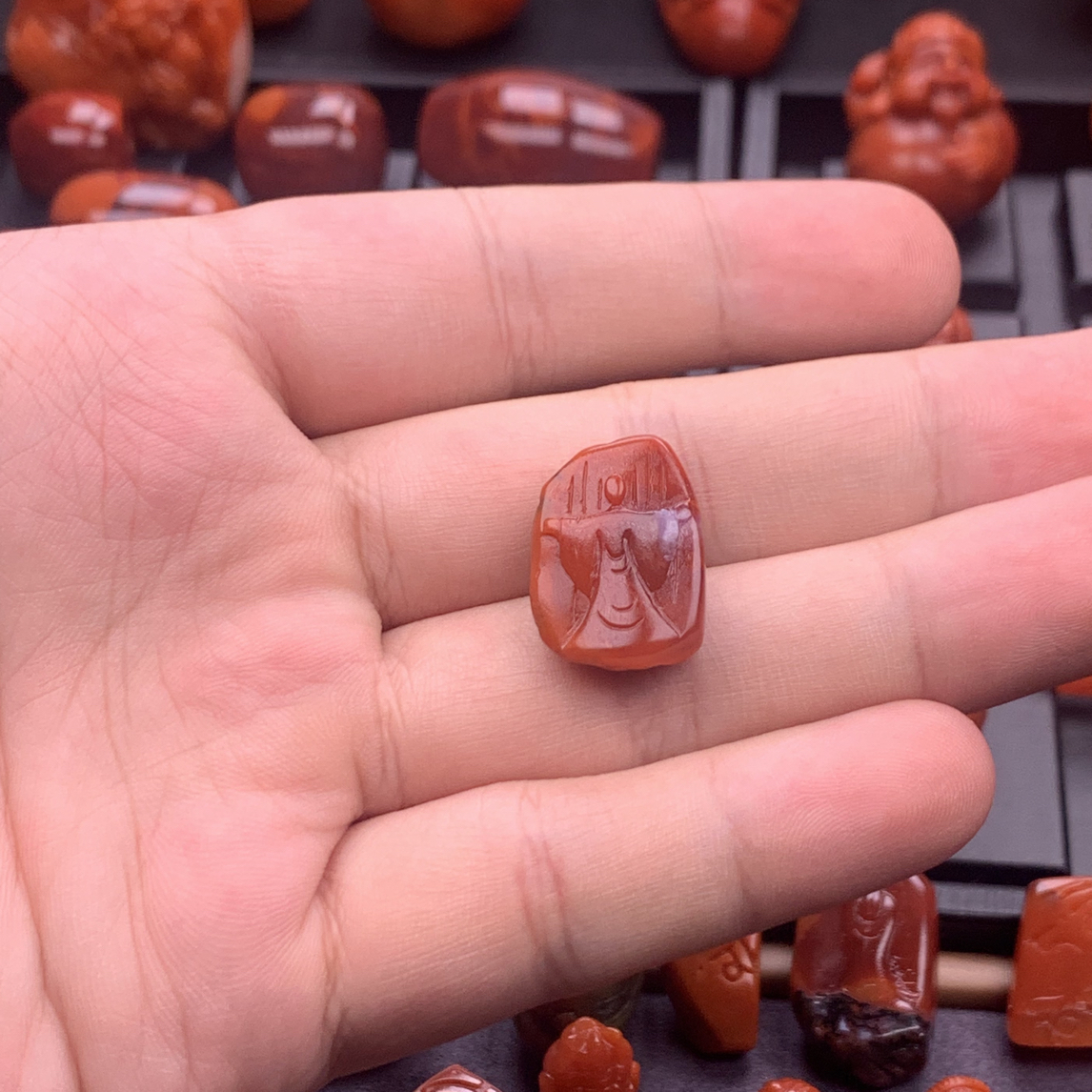 南红川料原矿精工无相背云15.2mm