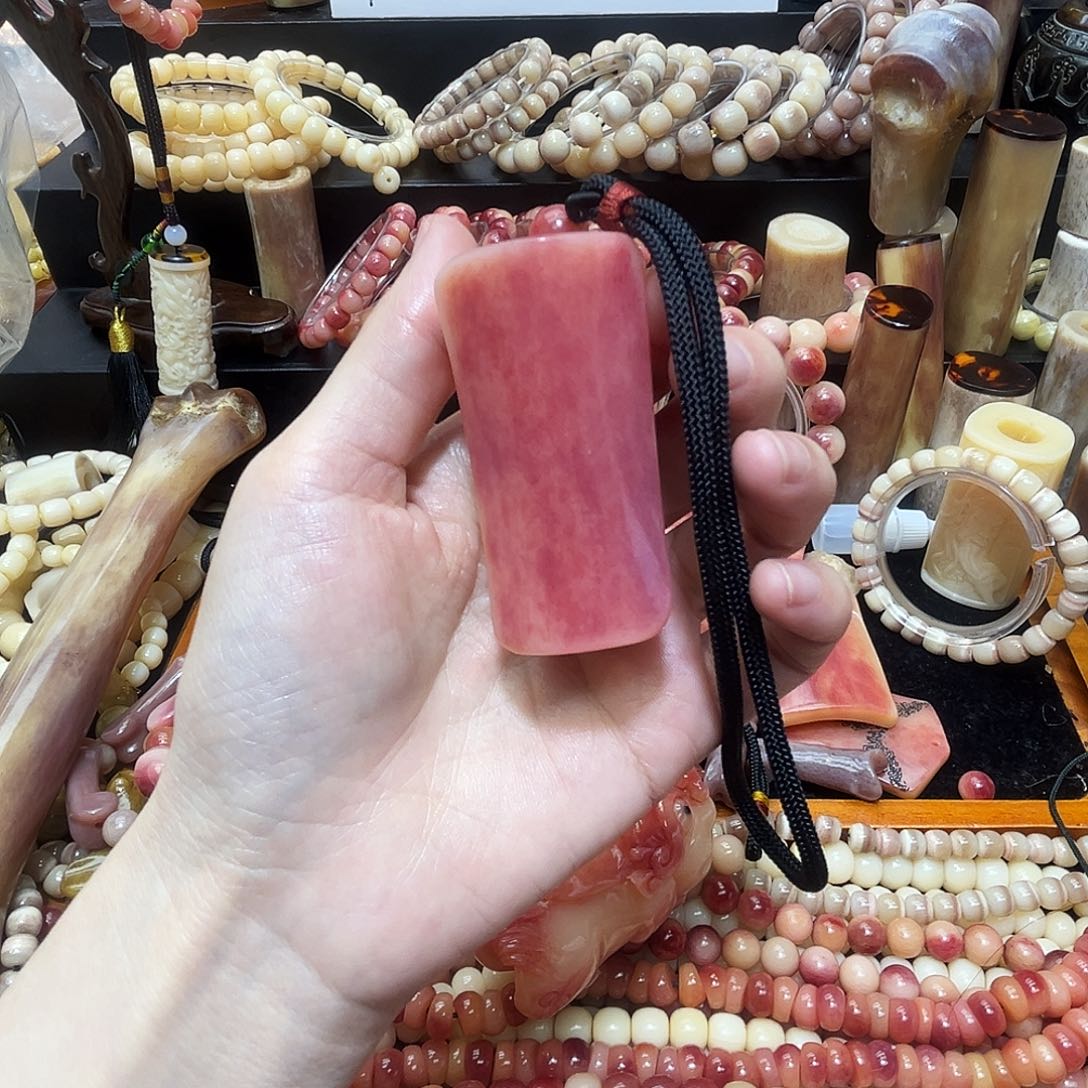 升官发财手把件高油