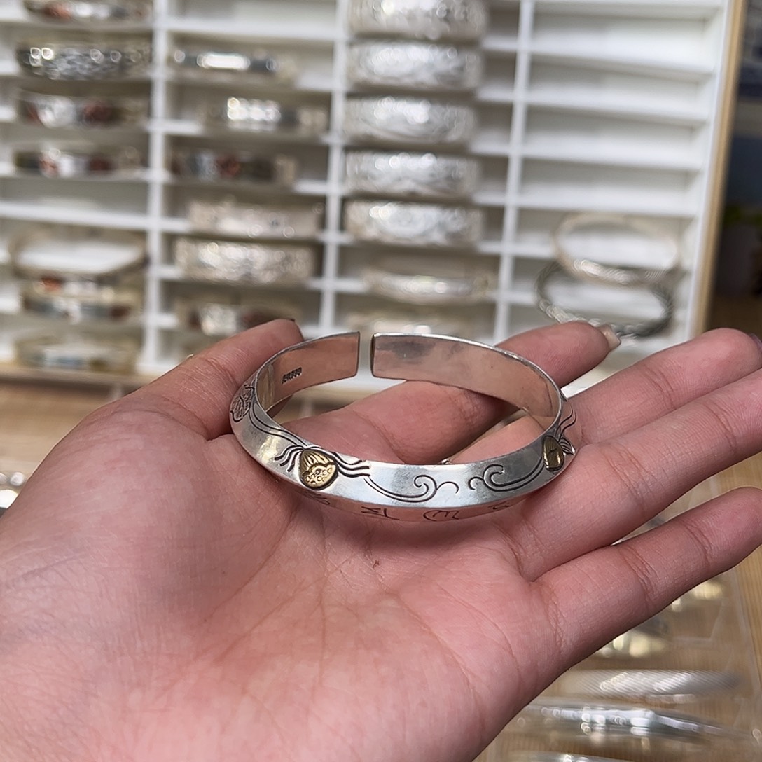 足银三棱手镯嵌铜