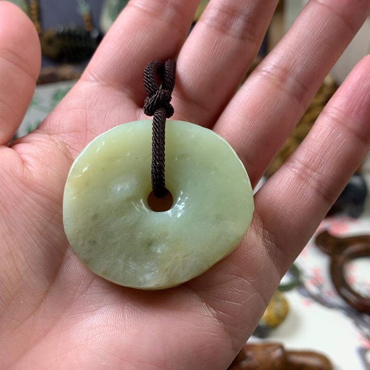 岫岩老玉（透闪石质玉）挂件未镶嵌