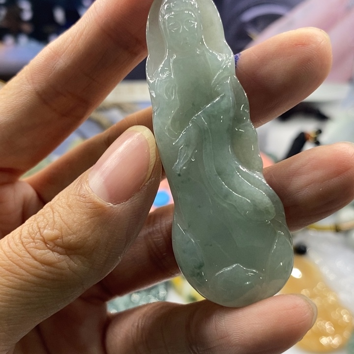 遥***卖翡翠未镶嵌吊坠(不含链)A764