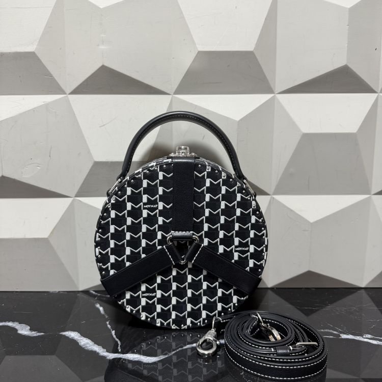 95新/摩奈/C14046700506/[251218CZ02]