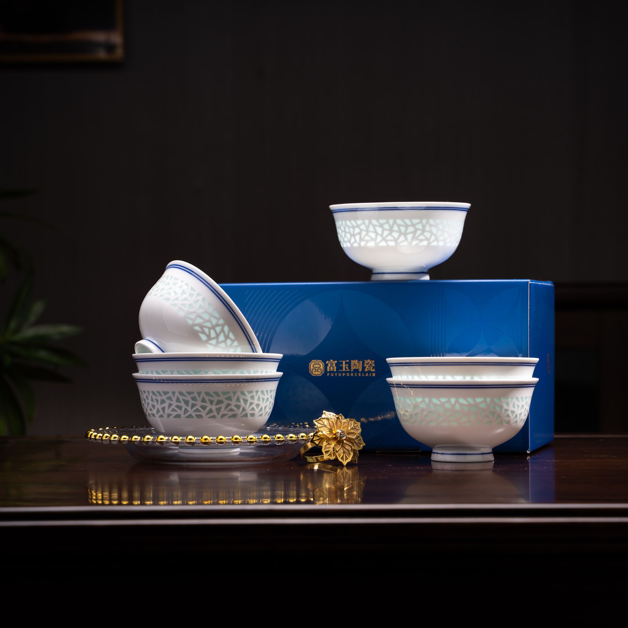 【晴日】5英寸纯白玲珑瓷碗景德镇陶瓷 白瓷家用高档中式米饭碗