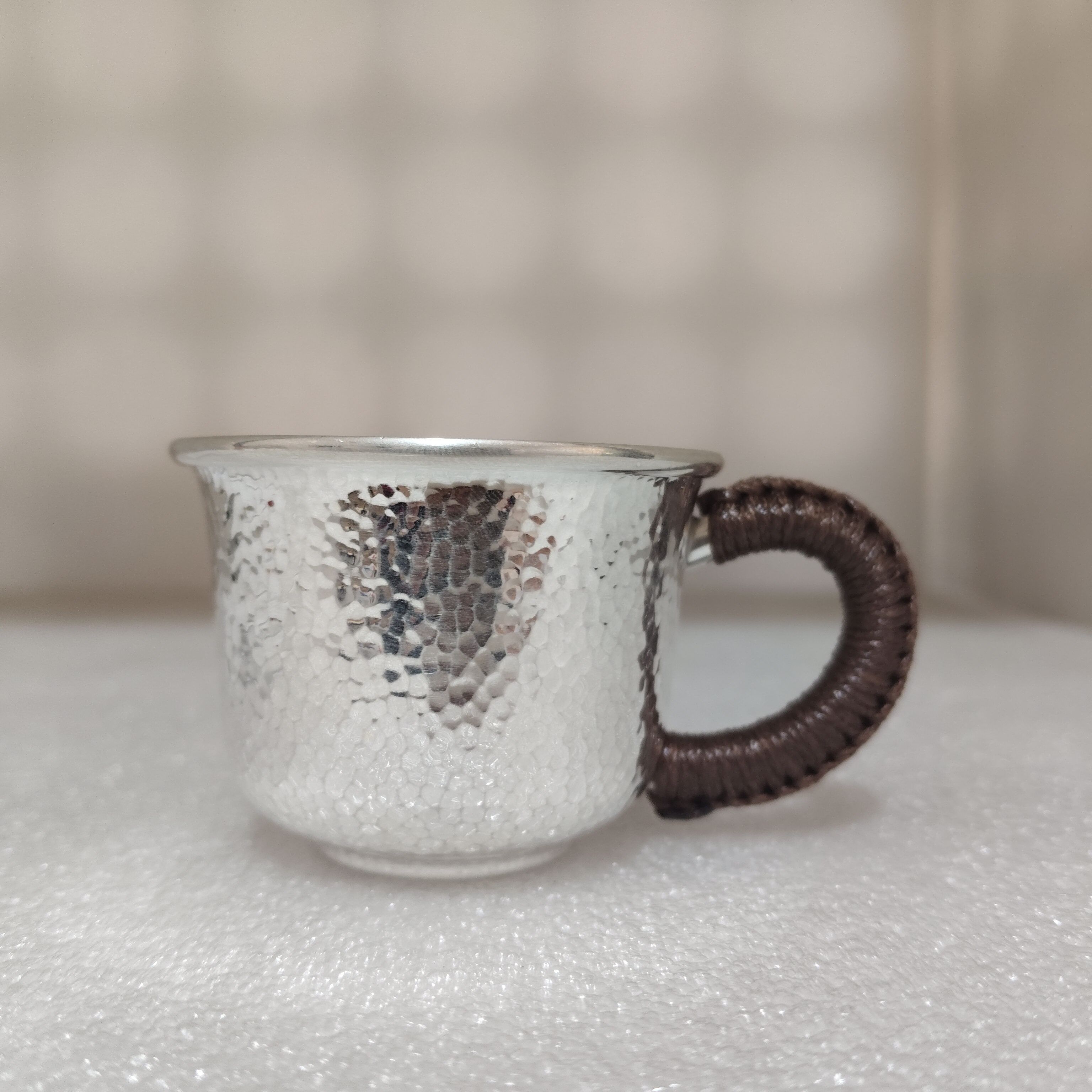 足银999带把锤纹茶杯家用喝水主人杯100容量左右整体重量77克左右