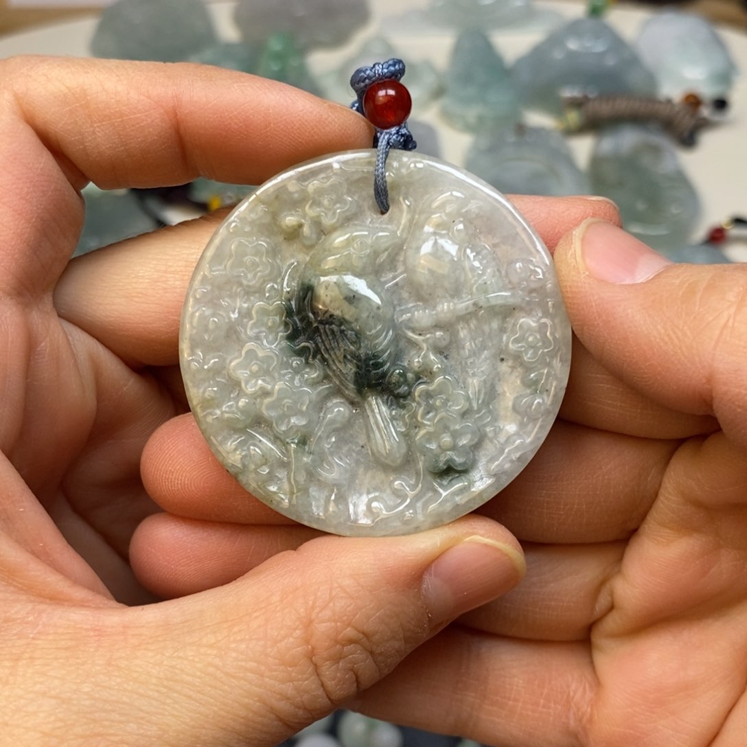 翡翠颈饰未镶嵌双喜