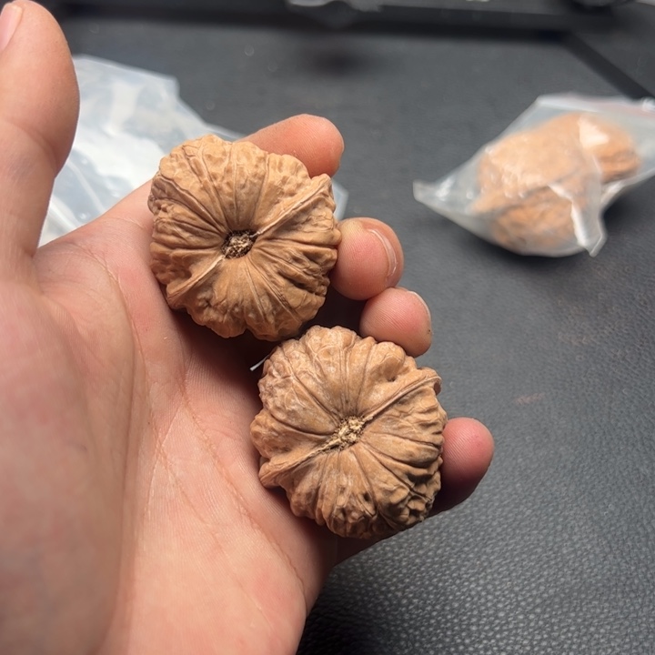 文玩核桃吊坠南瓜