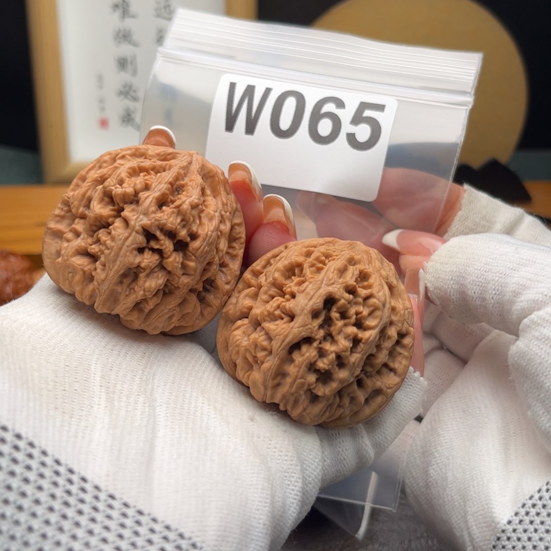 文玩核桃把件44粗筋w 065