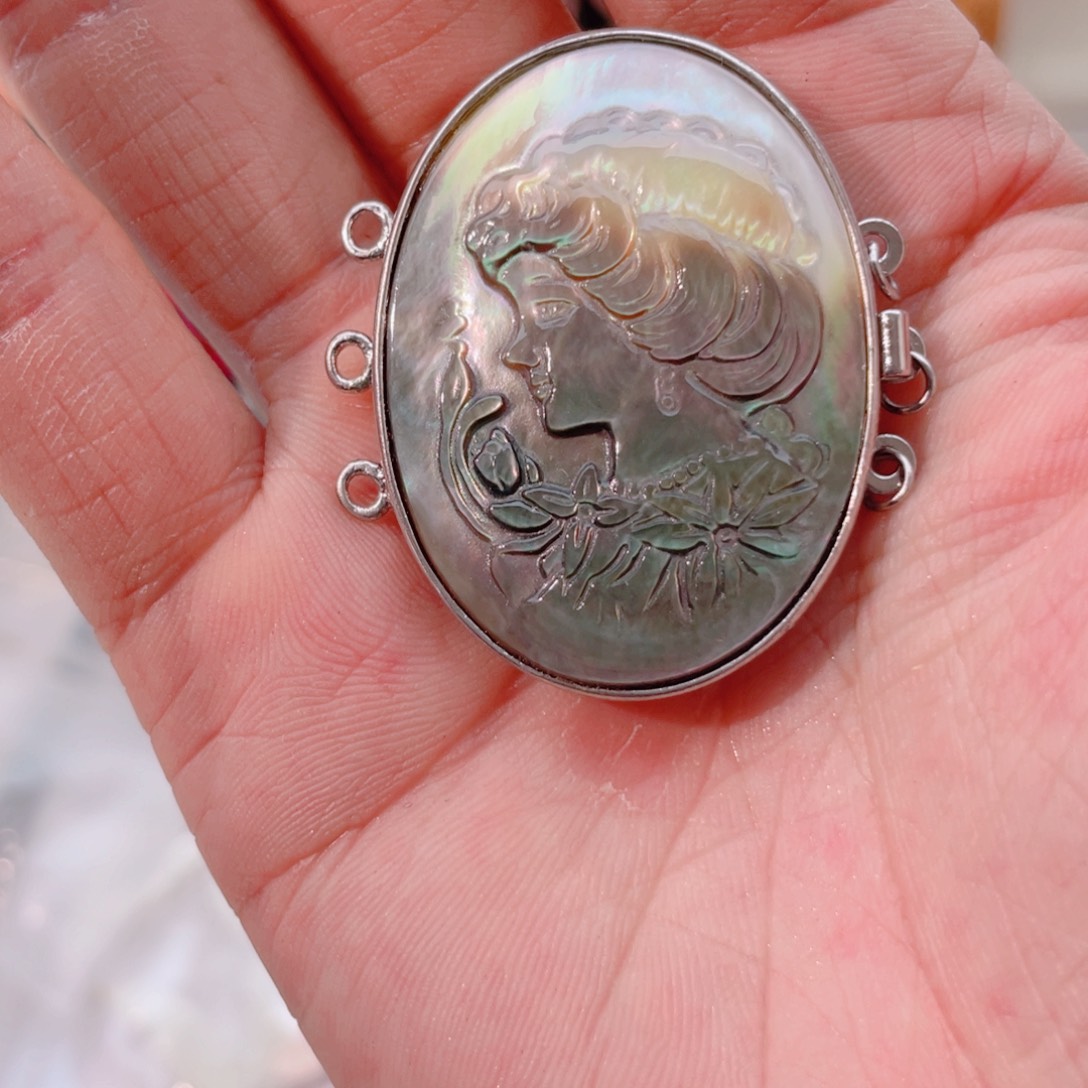 玛瑙/玉髓未镶嵌珠宝半成品黑蝶贝卡梅奥3排扣吊坠1颗卡30*40