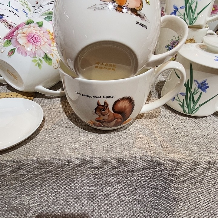 燕***子骨质瓷库存产品杯子2