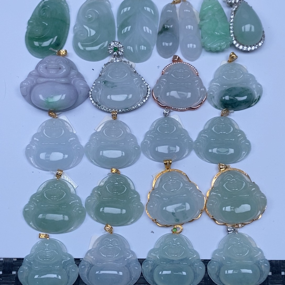 翡翠颈饰未镶嵌天然翡翠