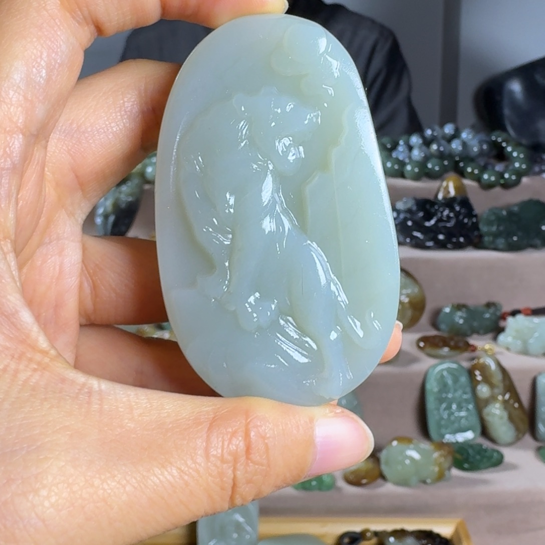 和田玉（糖玉）颈饰未镶嵌