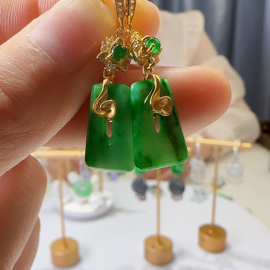 翡翠耳饰银S925镶嵌天然缅甸