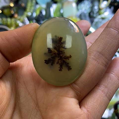 岫玉颈饰未镶嵌挂件