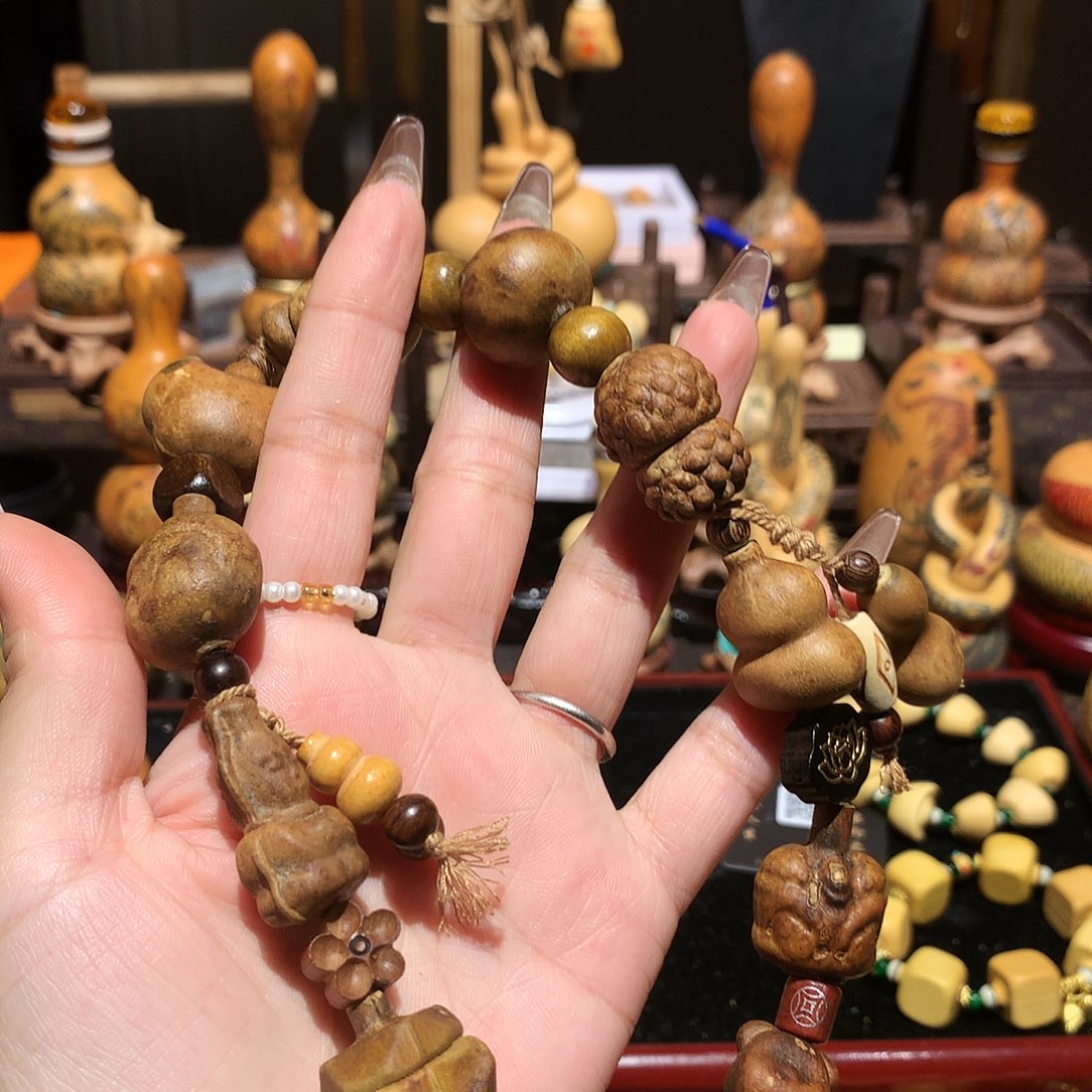 客***ι大叶紫檀（黑酸枝木类）