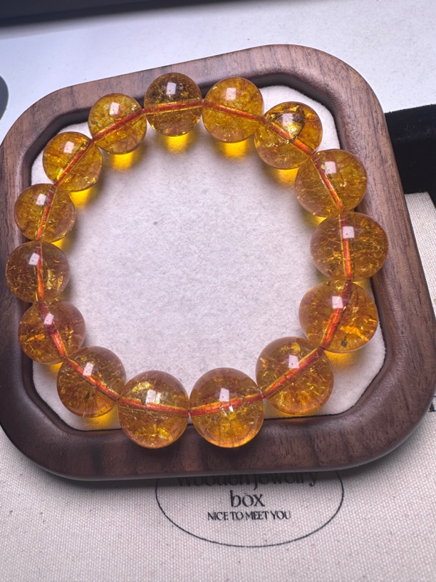 A  152  卡14金发手串