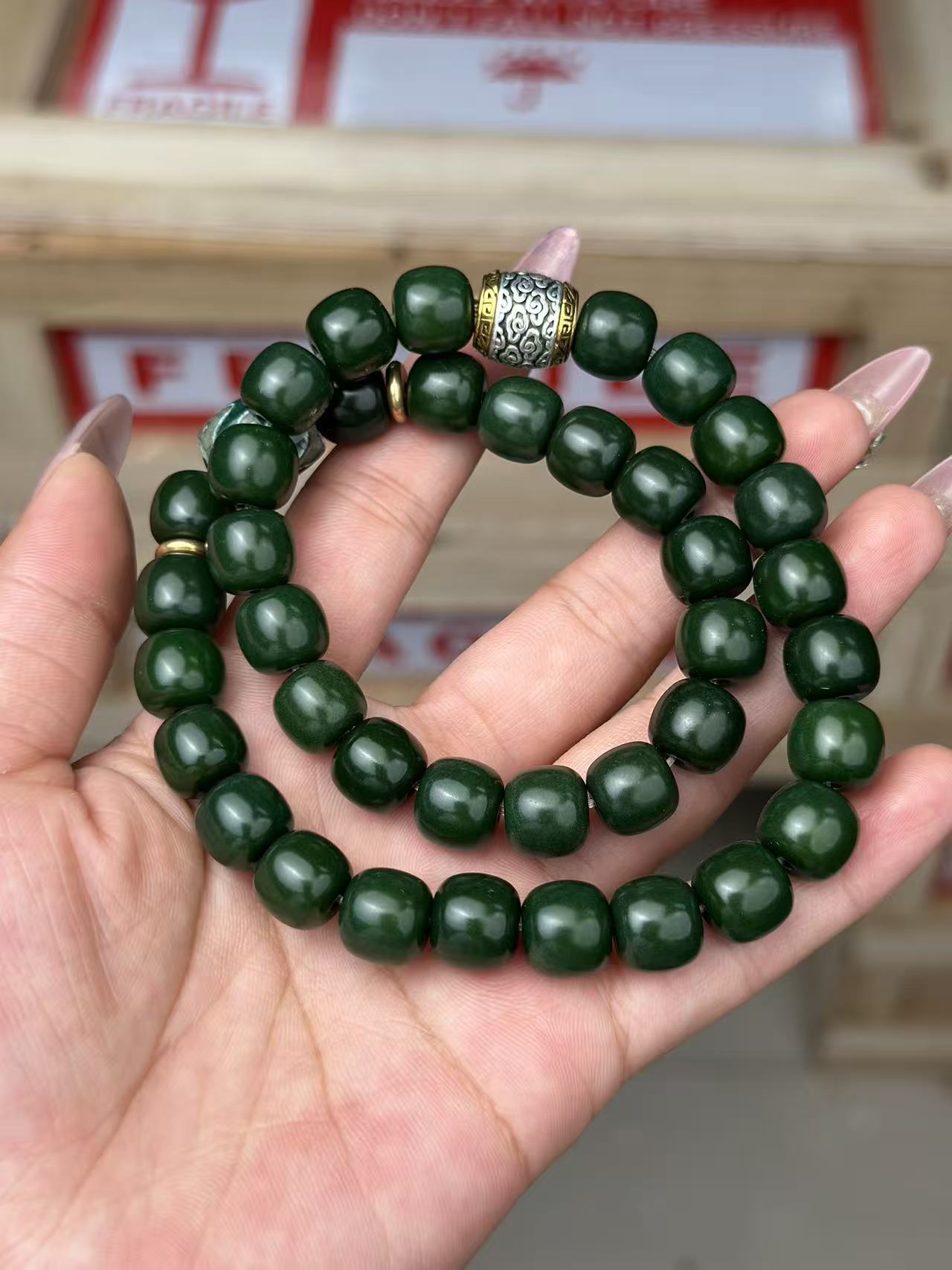 精品手串无礼盒 J0225