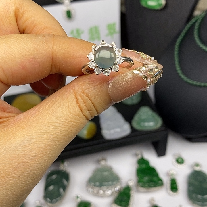 翡翠未镶嵌耳饰翡翠未镶嵌戒指