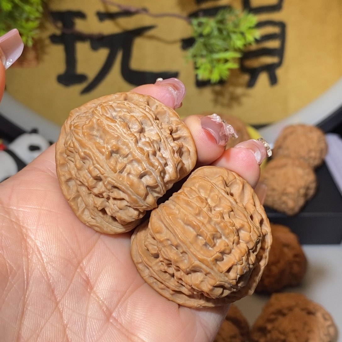 核桃手串/手链?****。39尺三角白