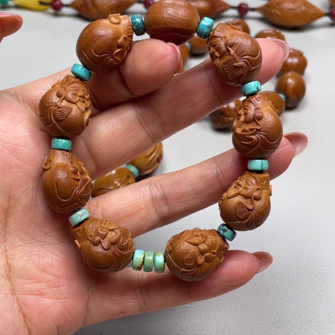 橄榄核吊坠财源滚滚