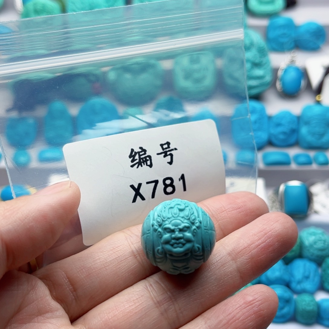 绿松石雕刻未镶嵌