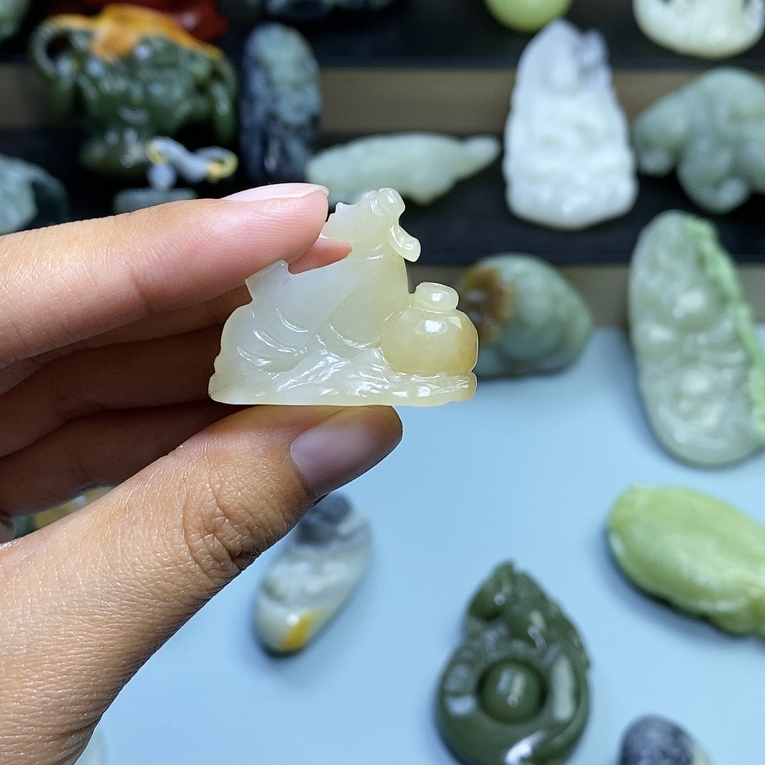 颈饰未镶嵌和田玉A*a