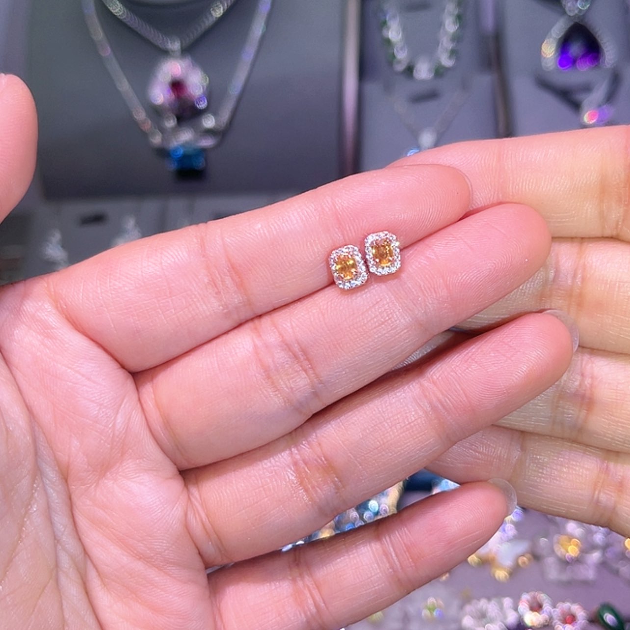 【闪购商品】彩色蓝宝石耳饰银S925镶嵌