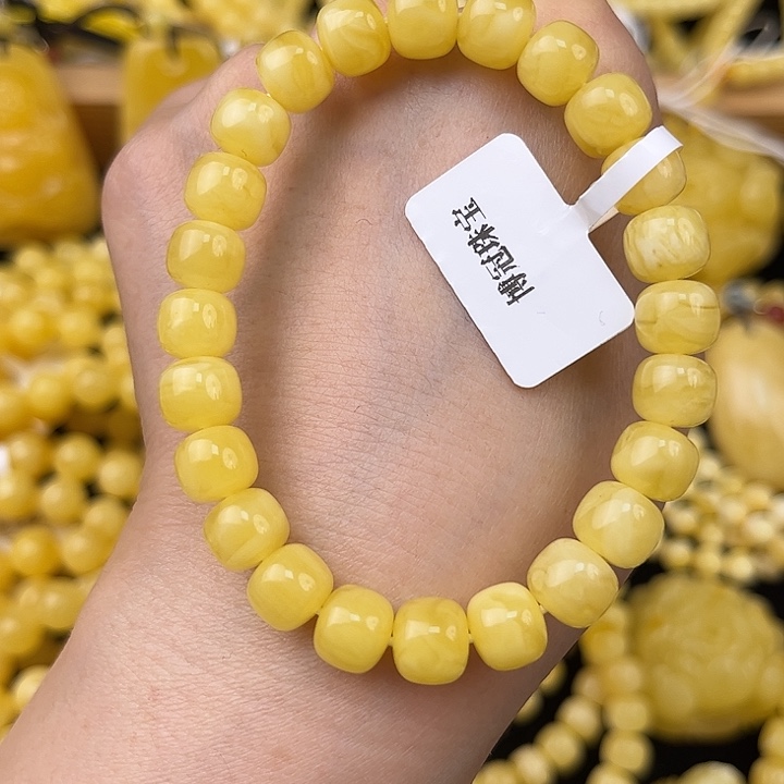 琥珀未镶嵌颈饰琥珀，