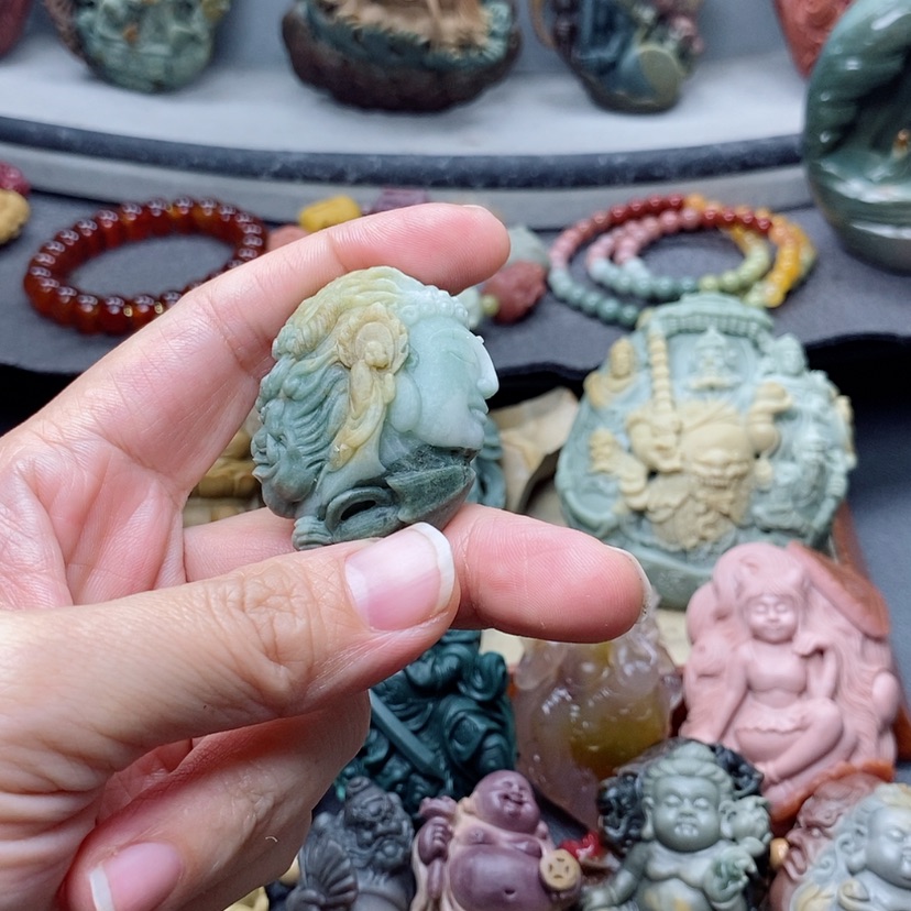 【闪购商品】定制石英质玉吊坠未镶嵌