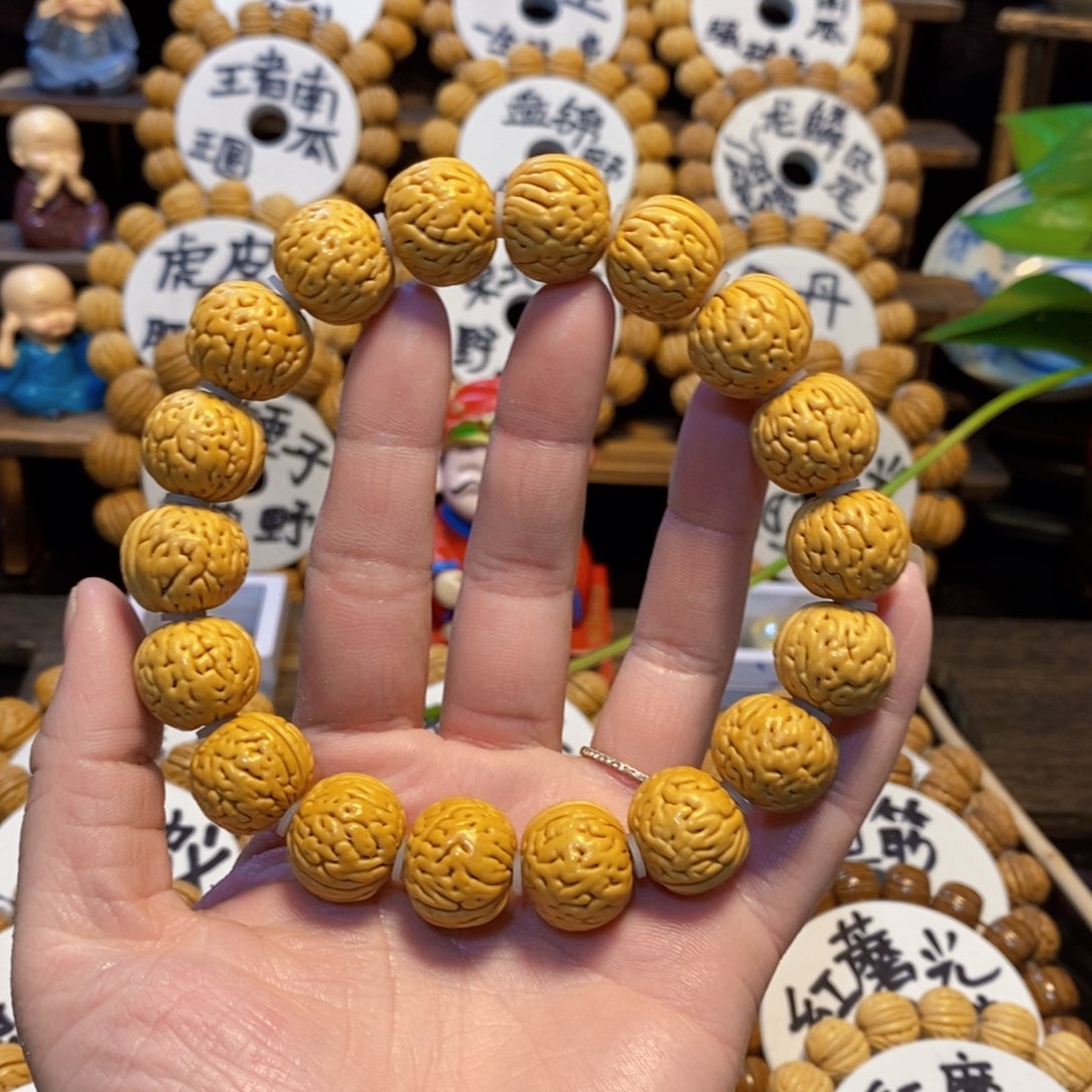 【闪购商品】@****桃核盘锦肌肉手串