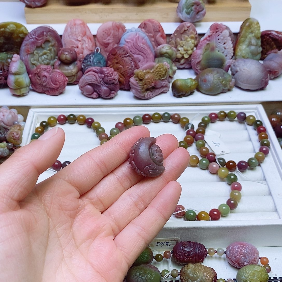 玛瑙/玉髓盐源玛瑙未镶嵌