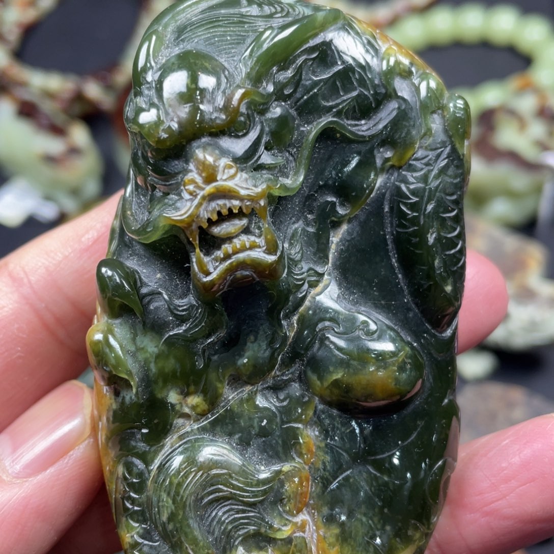 岫岩河磨玉（透闪石质玉）手链未镶嵌