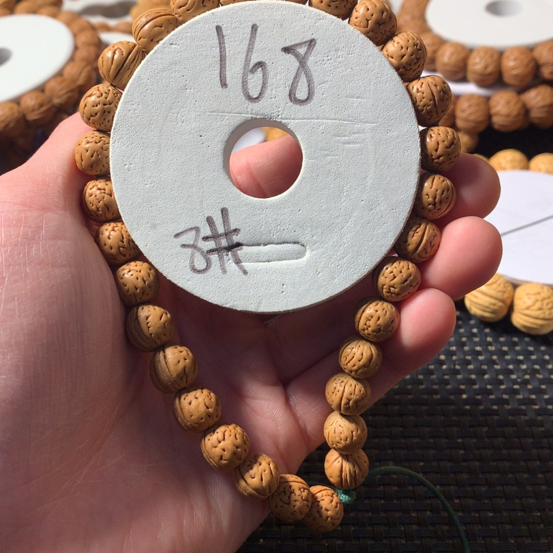 牵***点手串桃核8号链接，