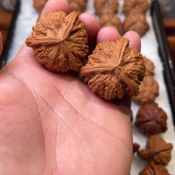 把件文玩核桃磨盘三棱