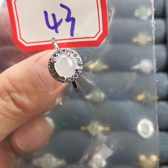 翡翠未镶嵌戒指缅甸