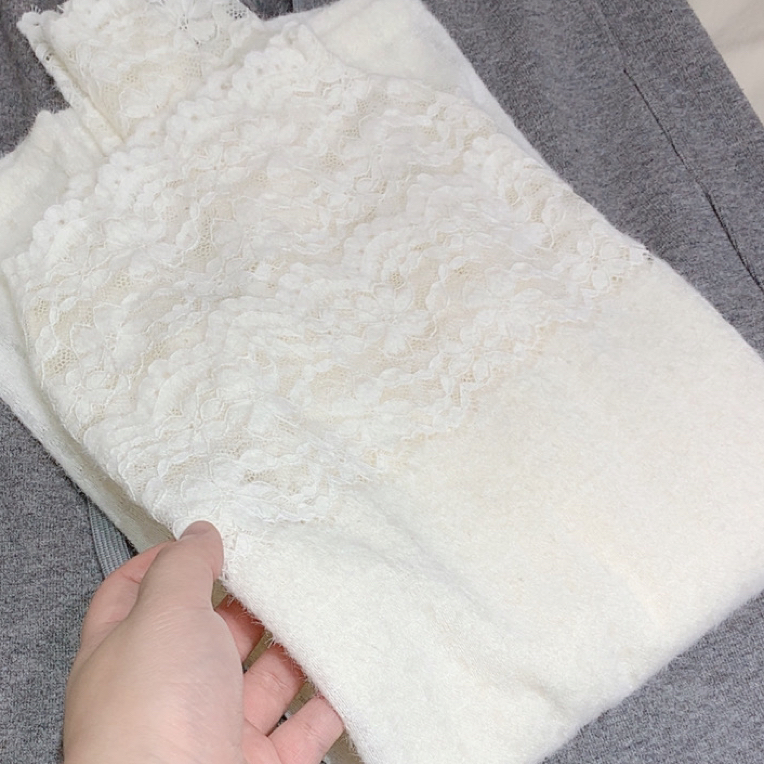 宝衣家 秋冬优雅百搭法式半领蕾丝打底衫