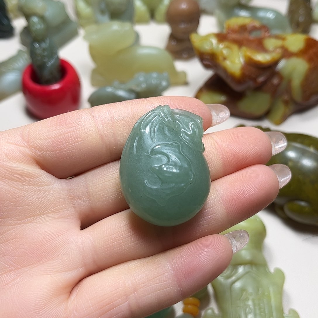 白玉菩提吊坠白玉菩提吊坠
