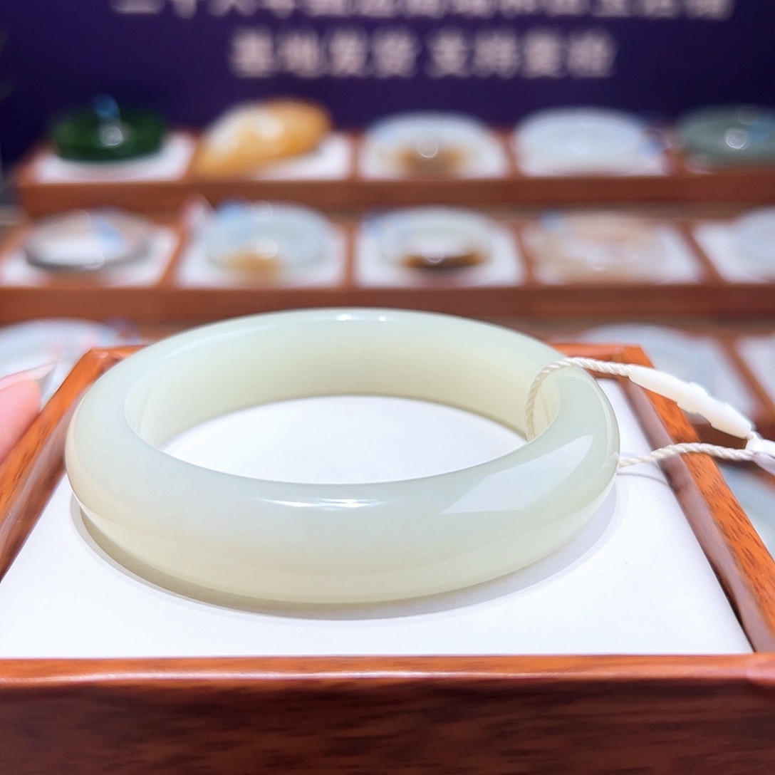 和田玉手镯58/59未镶嵌