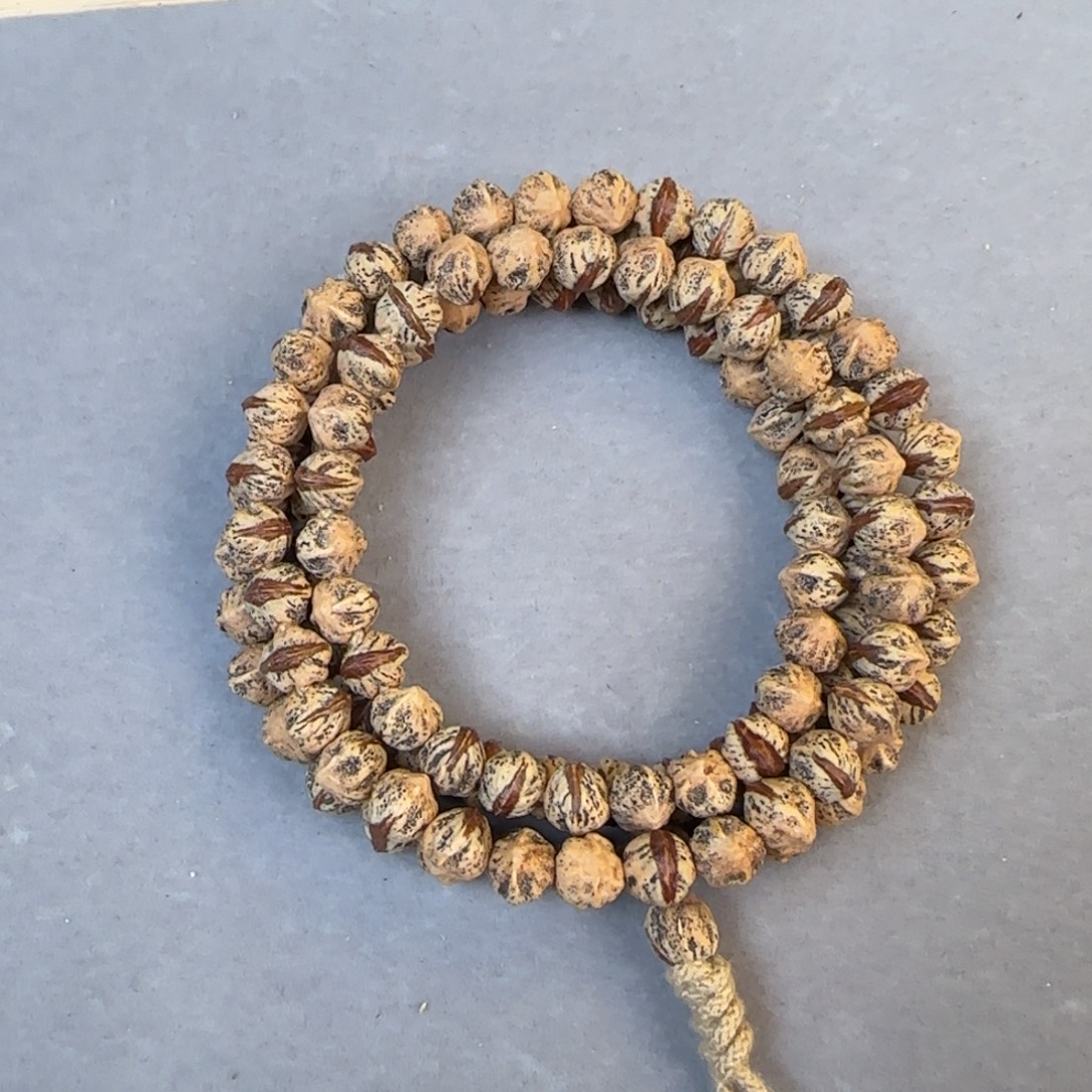 臭***驴柏香籽/百香籽吊坠