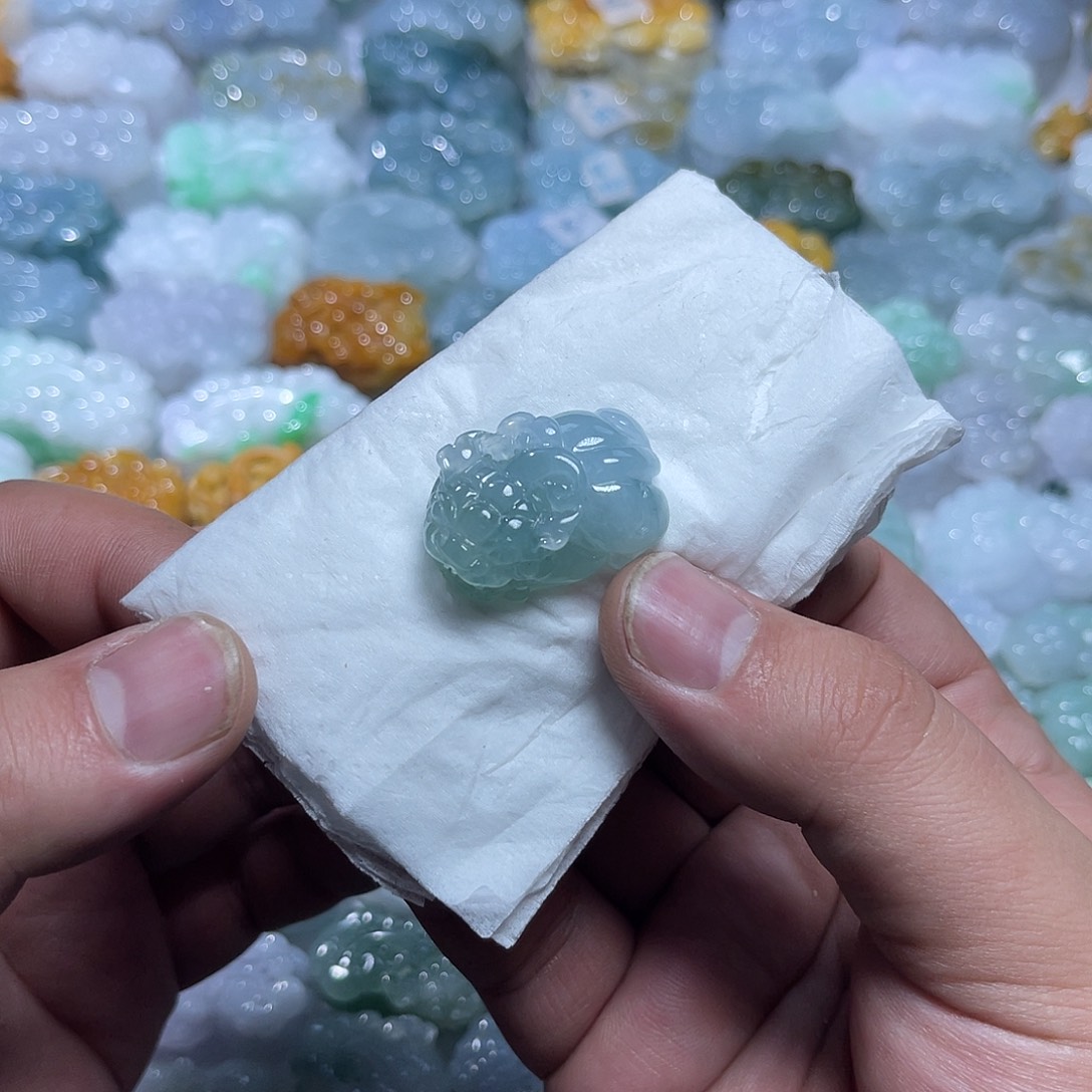 翡翠未镶嵌颈饰天然