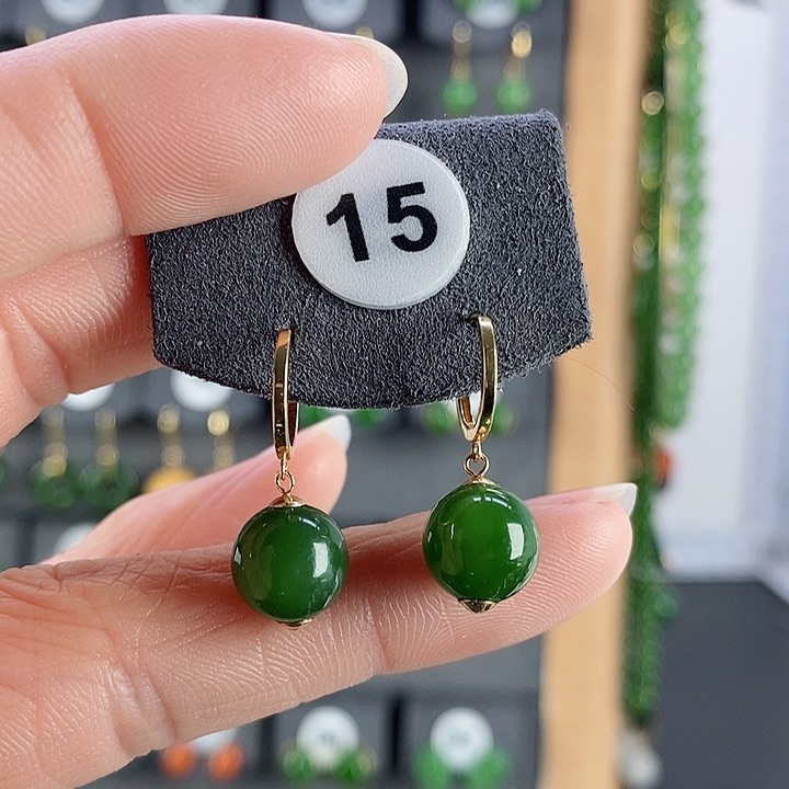 和田玉耳饰18K金镶嵌