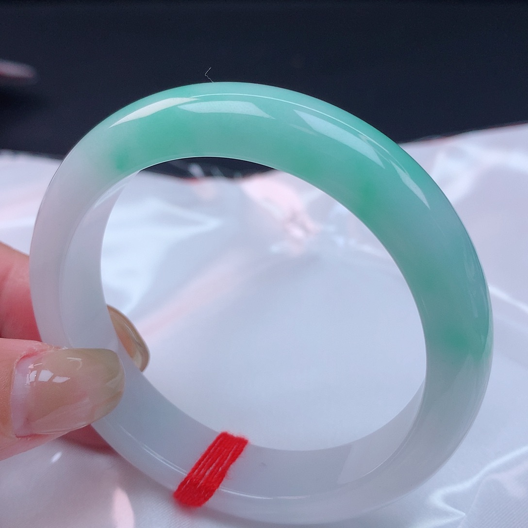 【闪购商品】未镶嵌手镯翡翠53+