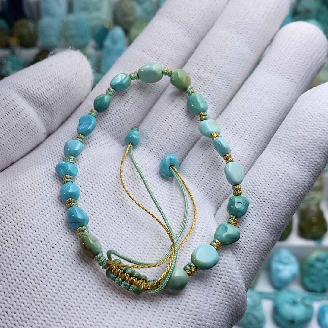 绿松石绿松石未镶嵌