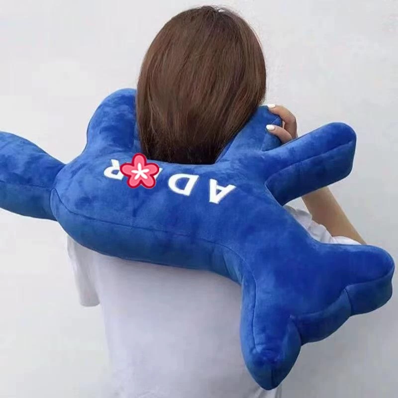 午休趴睡靠枕抱枕