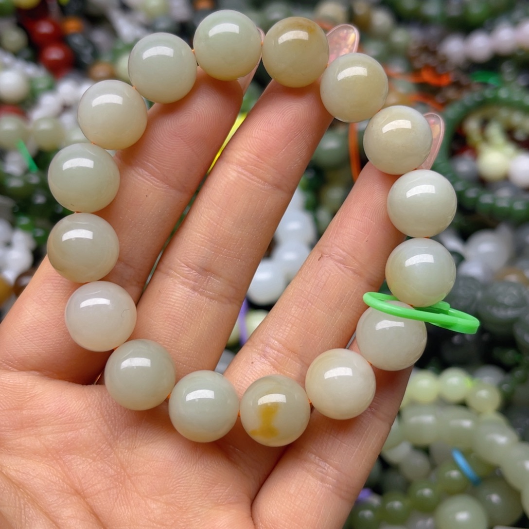 手链未镶嵌和田玉