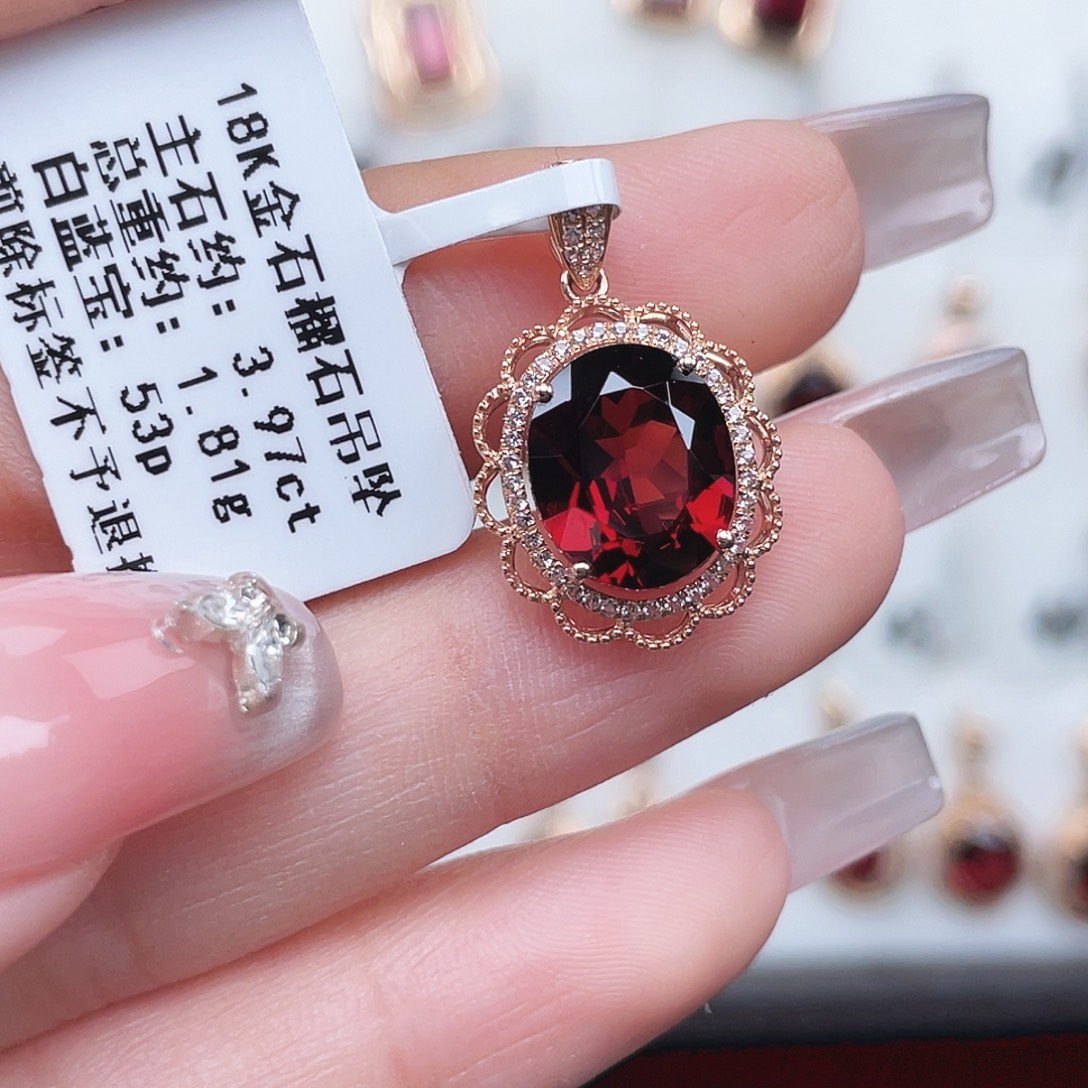 吊坠(不含链)18K金镶嵌石榴石