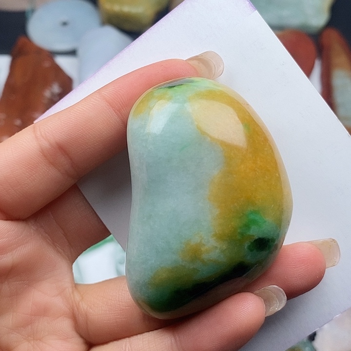 翡翠未镶嵌颈饰天然